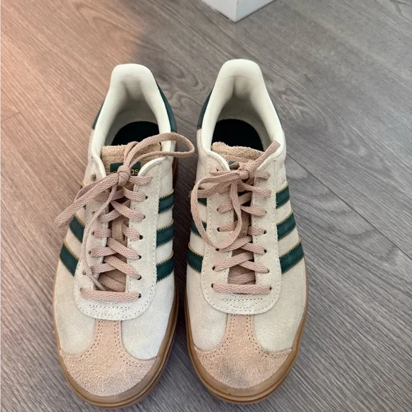 adidas gazelle silver green womens adidas Men's Daily 4.0 Sneaker main image 1